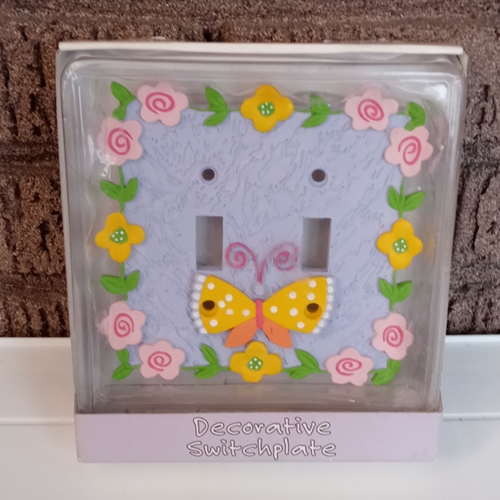 Borders Unlimited Decorative Switchplate